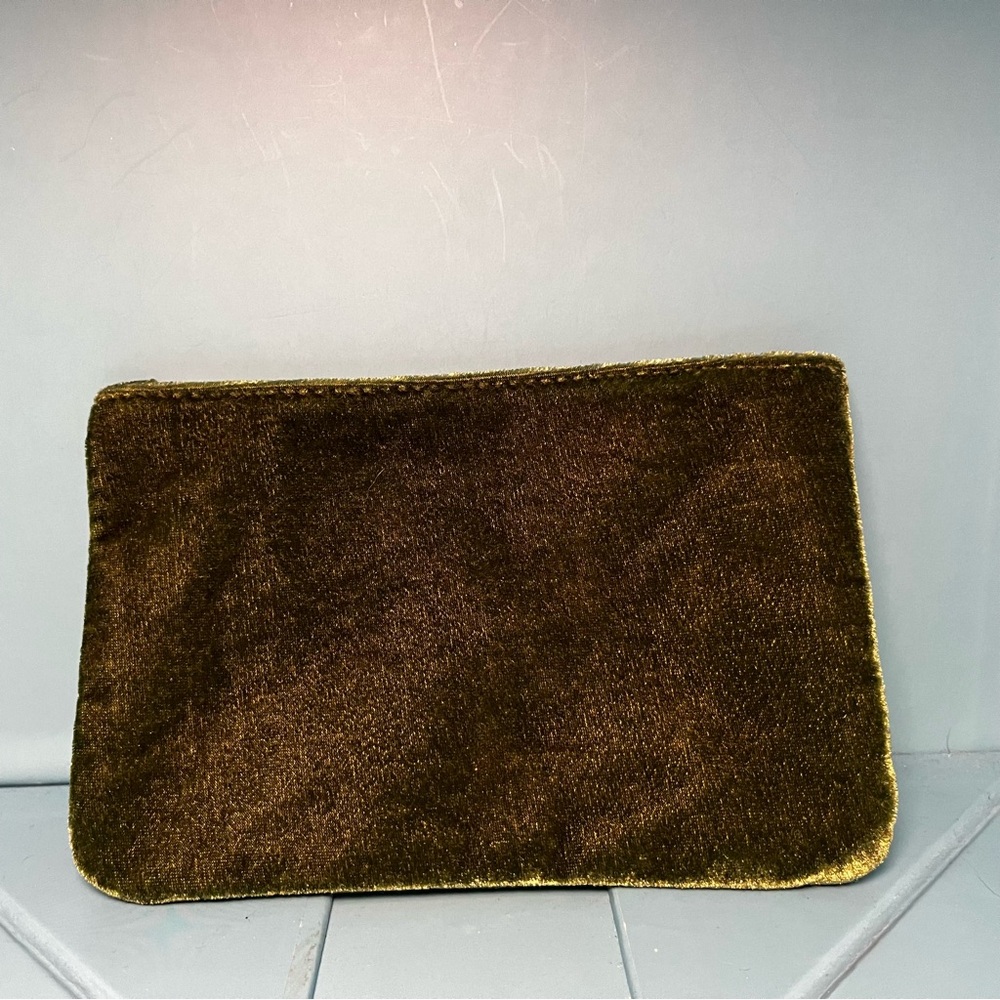 ⭐️ Green Crushed Velvet Ipsy Glam Bag